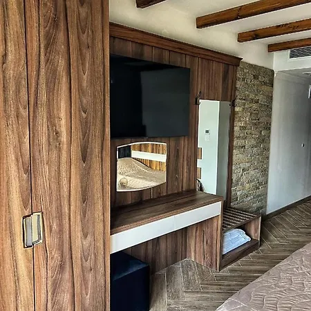 Oasis Rhodopes Πανσιόν 3*