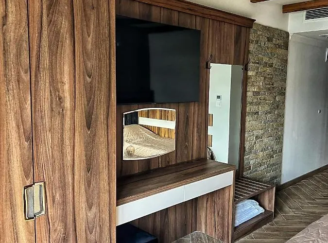 Oasis Rhodopes Gasthof 3*